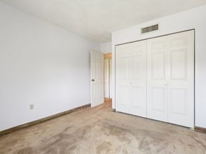 2 Ledgewood Way 25, Peabody MA 01960