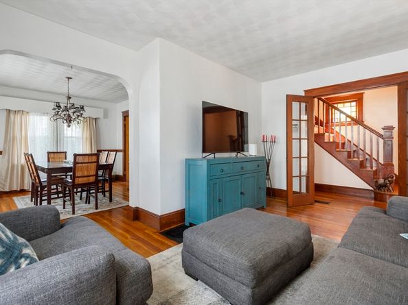 46 Oakwood St, Boston MA 02136