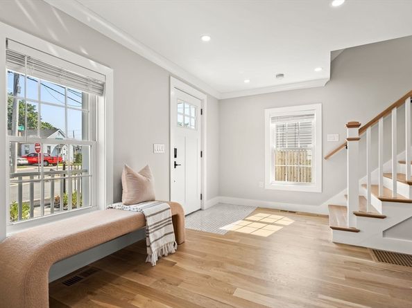 1 Wall St, Quincy MA 02169