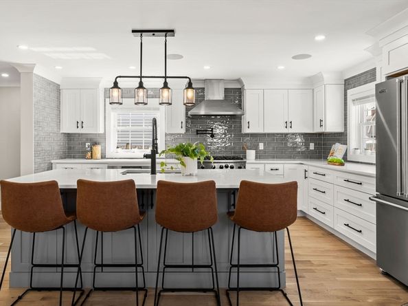 1 Wall St, Quincy MA 02169