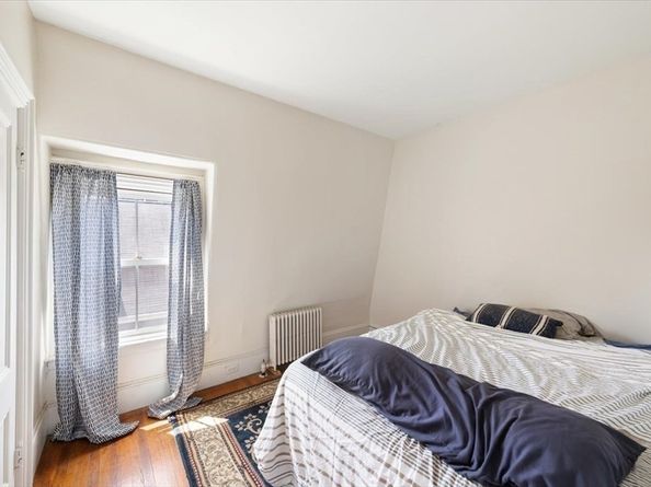 26 Linnaean Street 3, Cambridge MA 02138