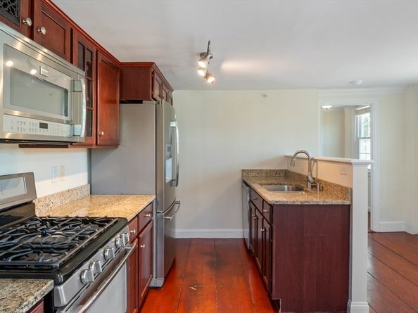 141 State St 2, Newburyport MA 01950