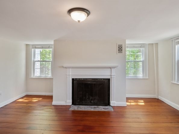 141 State St 2, Newburyport MA 01950