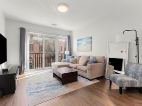 197-207 Maverick St 204, Boston MA 02128