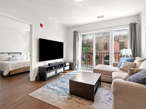 197-207 Maverick St 204, Boston MA 02128