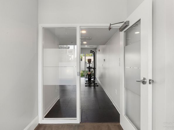 197-207 Maverick St 204, Boston MA 02128
