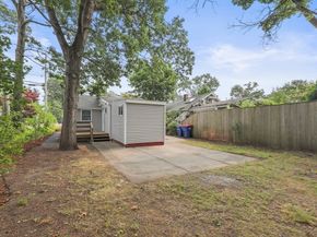 49 Shore Ave, Wareham MA 02571