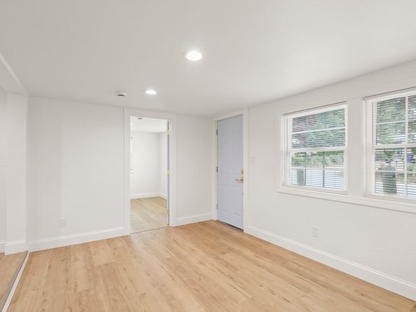 49 Shore Ave, Wareham MA 02571