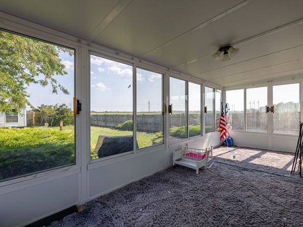 28 Naples Ave, Saugus MA 01906