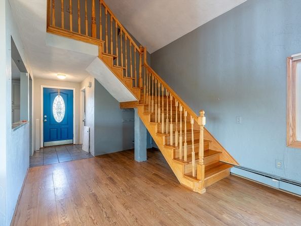 28 Naples Ave, Saugus MA 01906