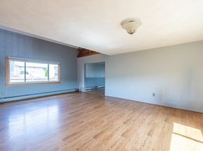 28 Naples Ave, Saugus MA 01906