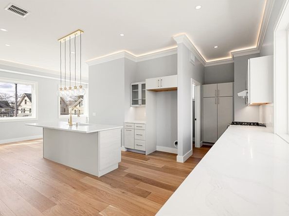 308-310 Newton Street, Waltham MA 02453
