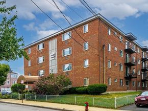 30 Rich St 17, Malden MA 02148