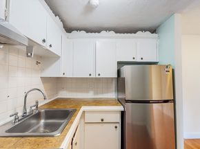 30 Rich St 17, Malden MA 02148