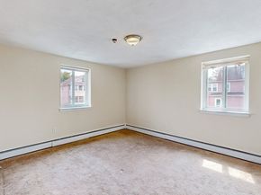 30 Rich St 17, Malden MA 02148
