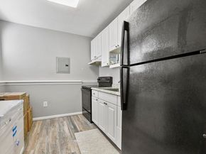 180-A River Street 10, Waltham MA 02453