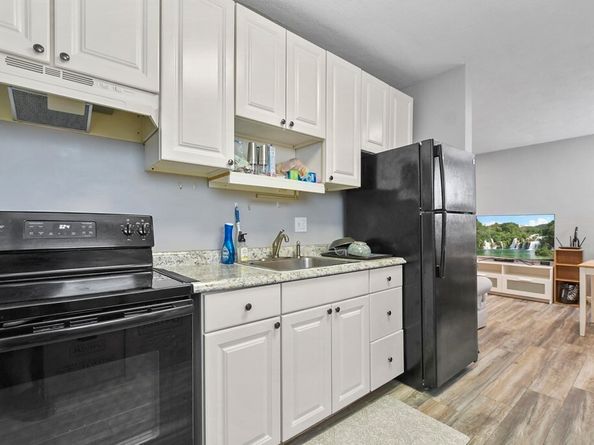 180-A River Street 10, Waltham MA 02453