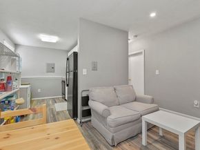 180-A River Street 10, Waltham MA 02453
