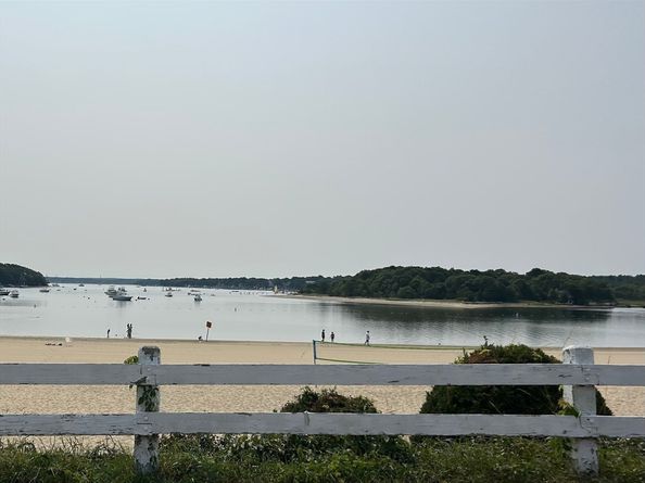 9 Tenth St, Wareham MA 02558