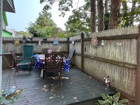 9 Tenth St, Wareham MA 02558