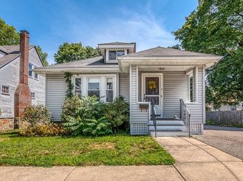 9 Carroll St