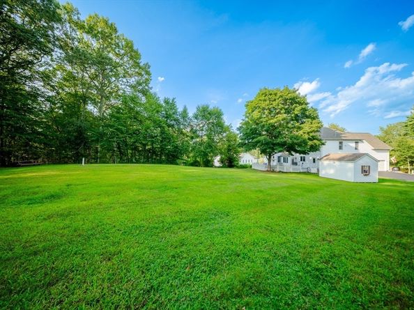 169 Pinecrest Rd, Holliston MA 01746