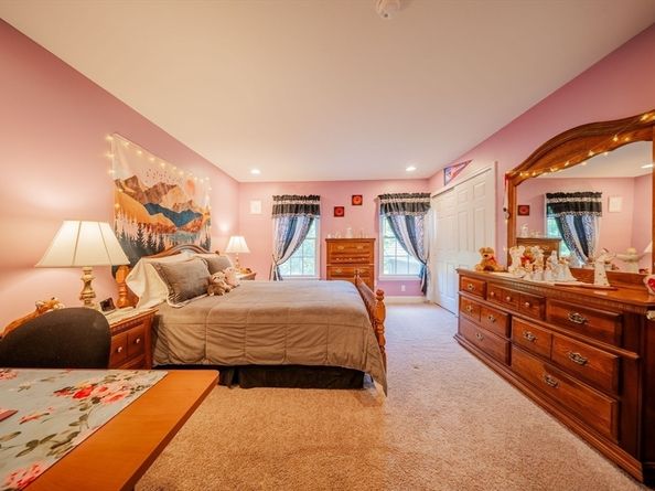 169 Pinecrest Rd, Holliston MA 01746