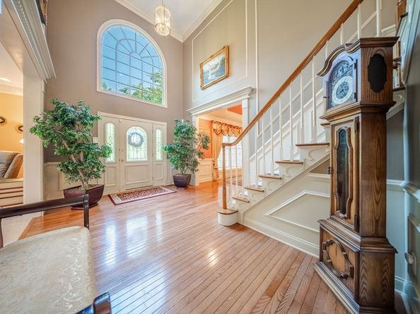 169 Pinecrest Rd, Holliston MA 01746