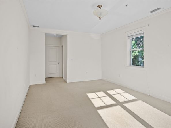 27 Green Meadow Drive 27, Reading MA 01867