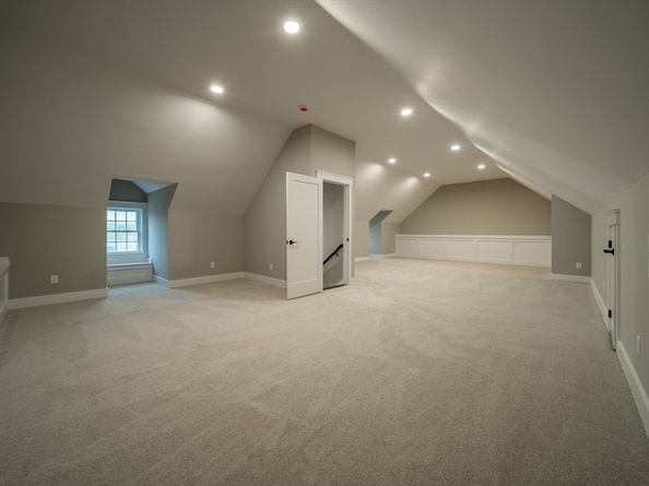 124 Meadow Rd, Bolton MA 01740
