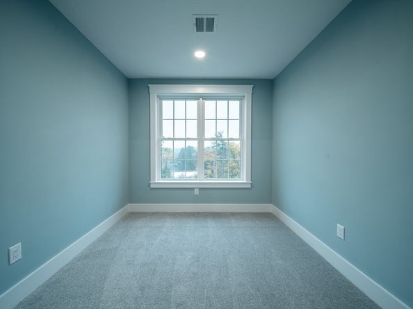 124 Meadow Rd, Bolton MA 01740