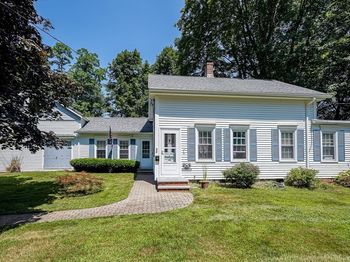 10 Highland St