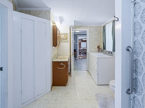 10 Highland St, Spencer MA 01562