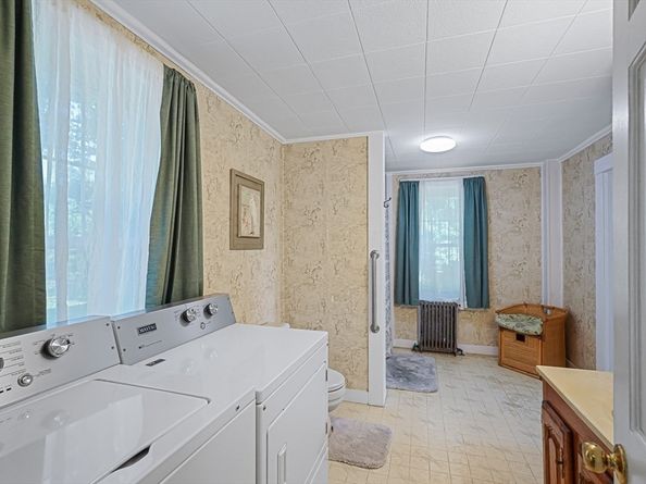 10 Highland St, Spencer MA 01562