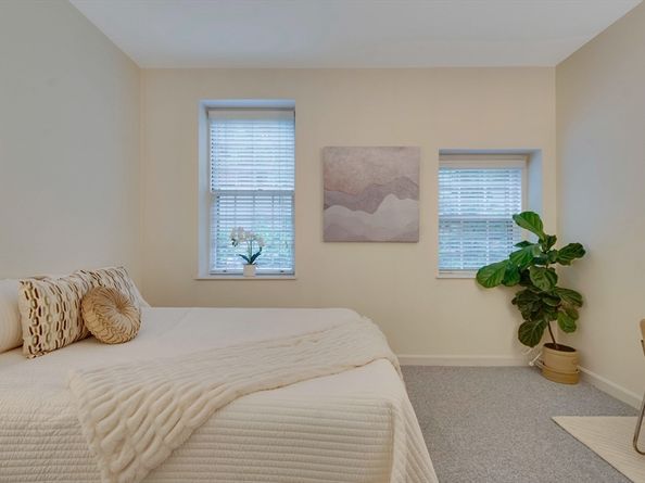 30 Cumberland Avenue 3W, Brookline MA 02445