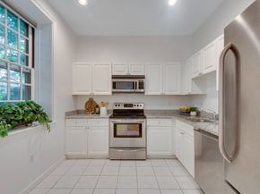 30 Cumberland Avenue 3W, Brookline MA 02445