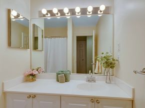 30 Cumberland Avenue 3W, Brookline MA 02445