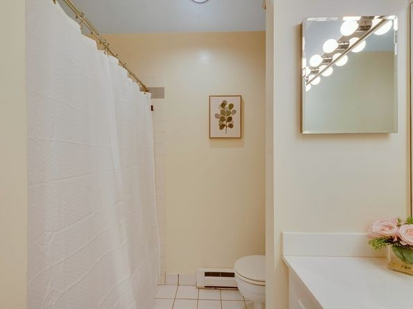 30 Cumberland Avenue 3W, Brookline MA 02445