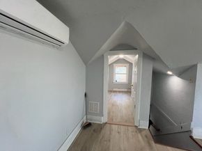 9 Winthtop St, Worcester MA 01604