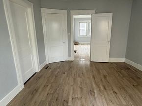9 Winthtop St, Worcester MA 01604