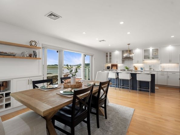 191 Court Rd 3, Winthrop MA 02152