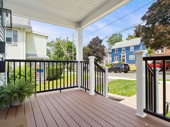 191 Court Rd 3, Winthrop MA 02152