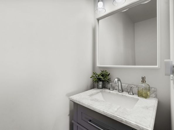 191 Court Rd 3, Winthrop MA 02152