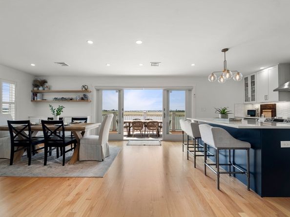 191 Court Rd 3, Winthrop MA 02152
