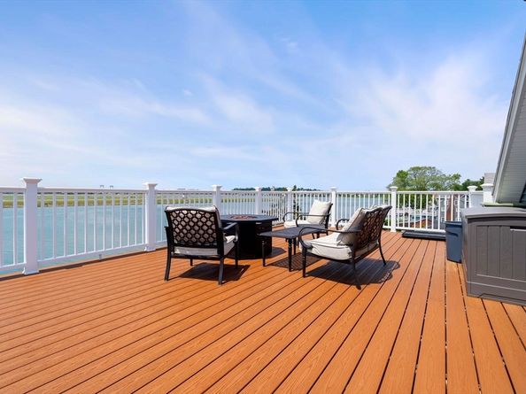 191 Court Rd 3, Winthrop MA 02152
