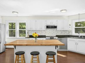 168 Upton St 12, Grafton MA 01519