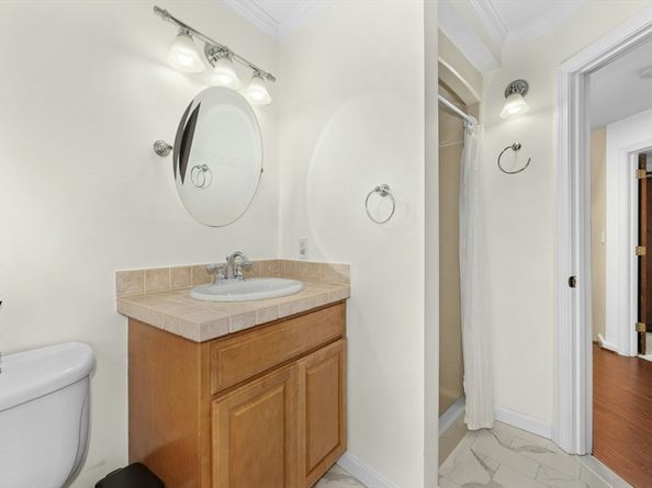 168 Upton St 12, Grafton MA 01519