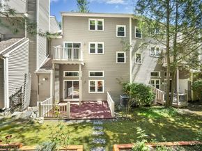 168 Upton St 12, Grafton MA 01519