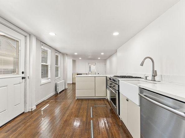 29-31 Pond Street, Canton MA 02021
