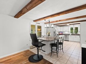 20 Acorn Lane, Pembroke MA 02359